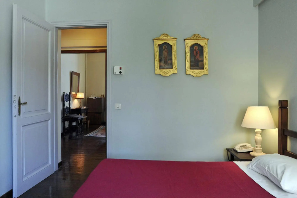 Doma Hotel