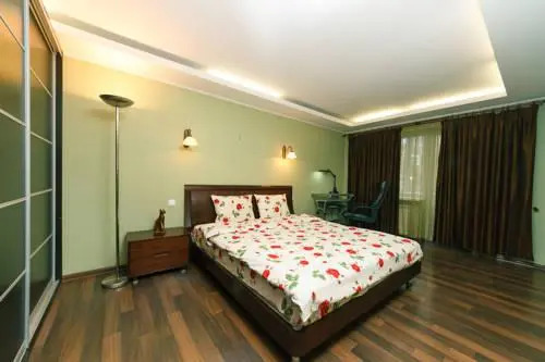 Centre Apartments Business