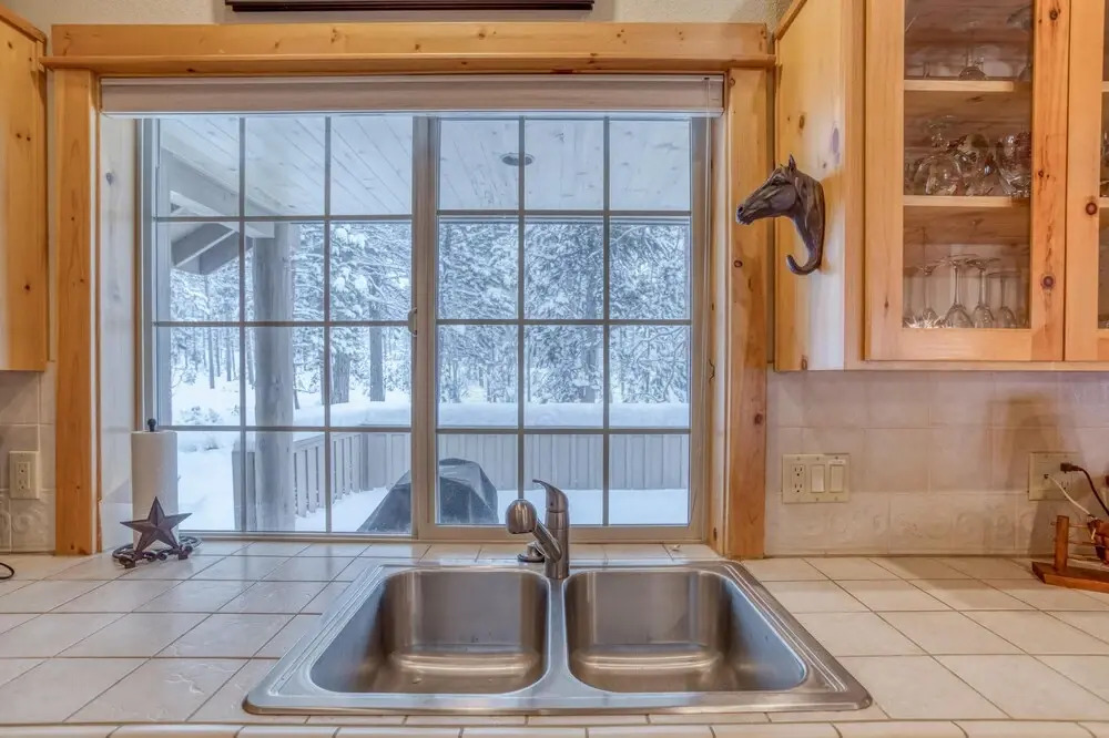 Spectacular Mountain Views and Outdoor Gatherings - Charming Oasis