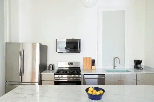 Sleek 2BR in Marigny by Sonder