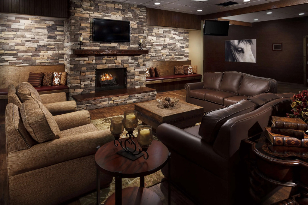 Roosevelt Grand Dakota SureStay Collection by Best Western