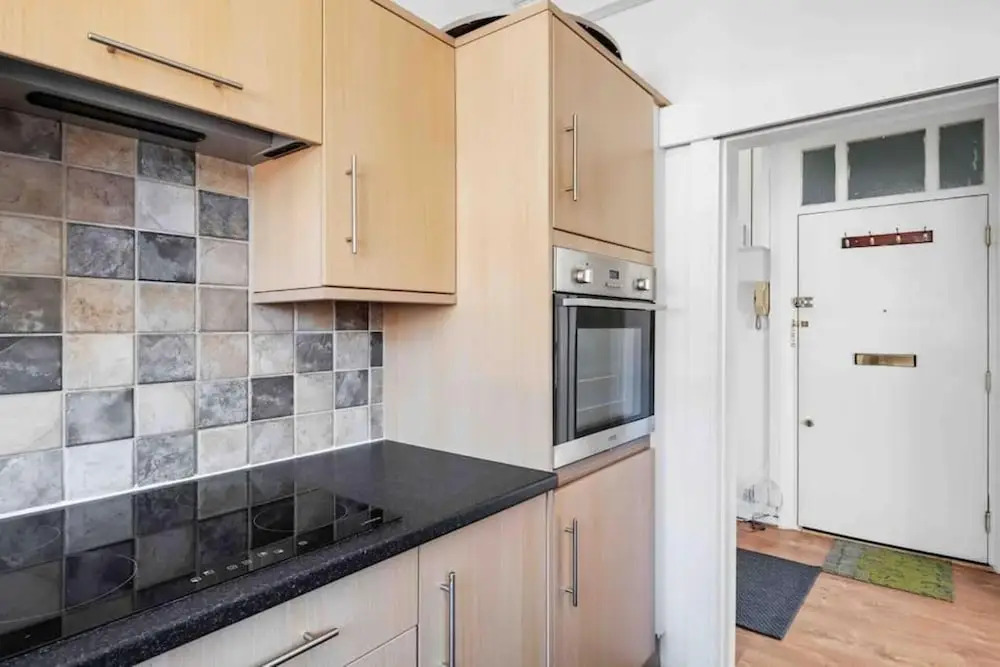 Duplex 3 Bedroom Flat Golders Green Central London