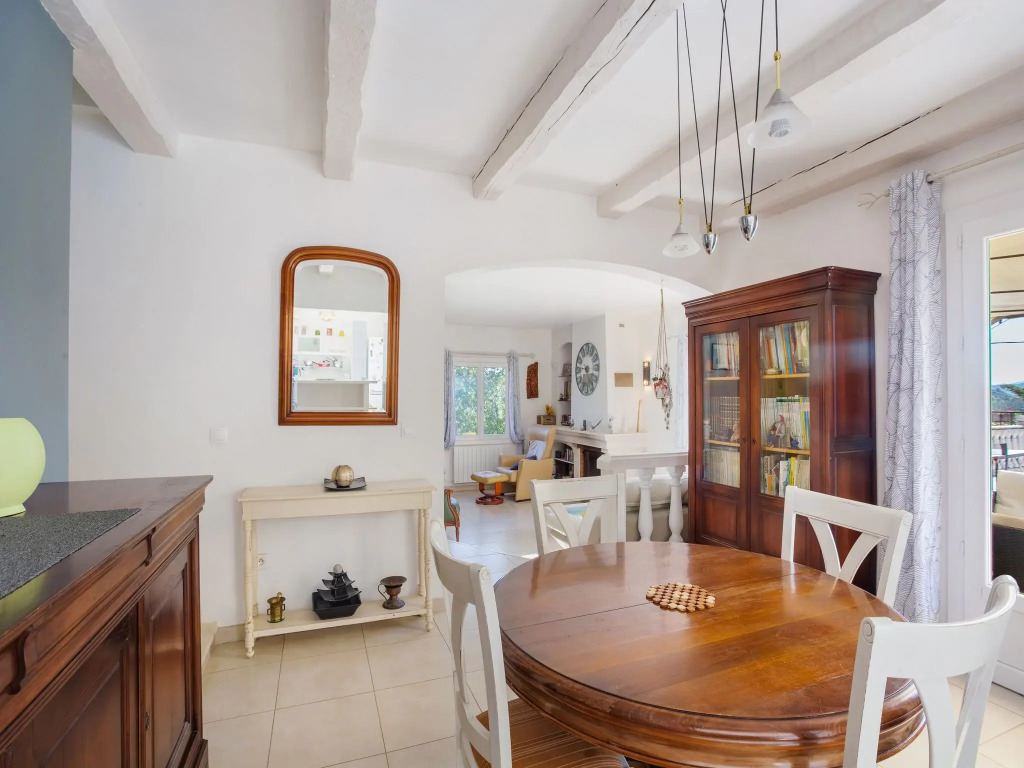 Villa in Vidauban with Pool and BBQ Terrace