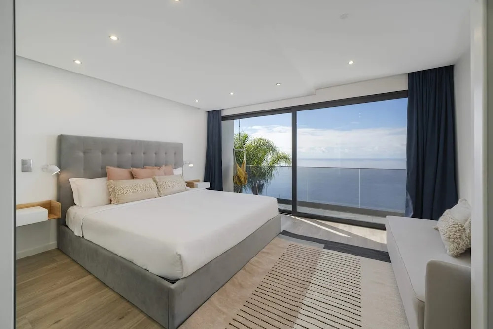 With Pool and Superb sea View - Villa Candelária