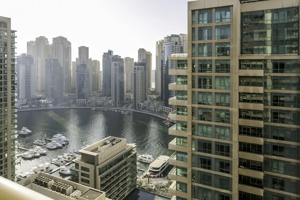 One Perfect Stay - Marina Mansions