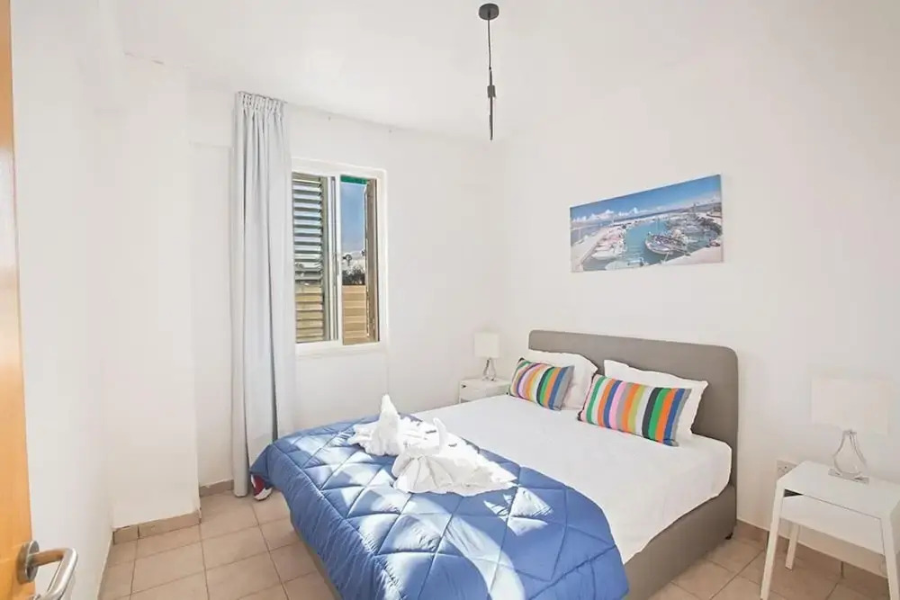 Villa Renee AQ Ni38b