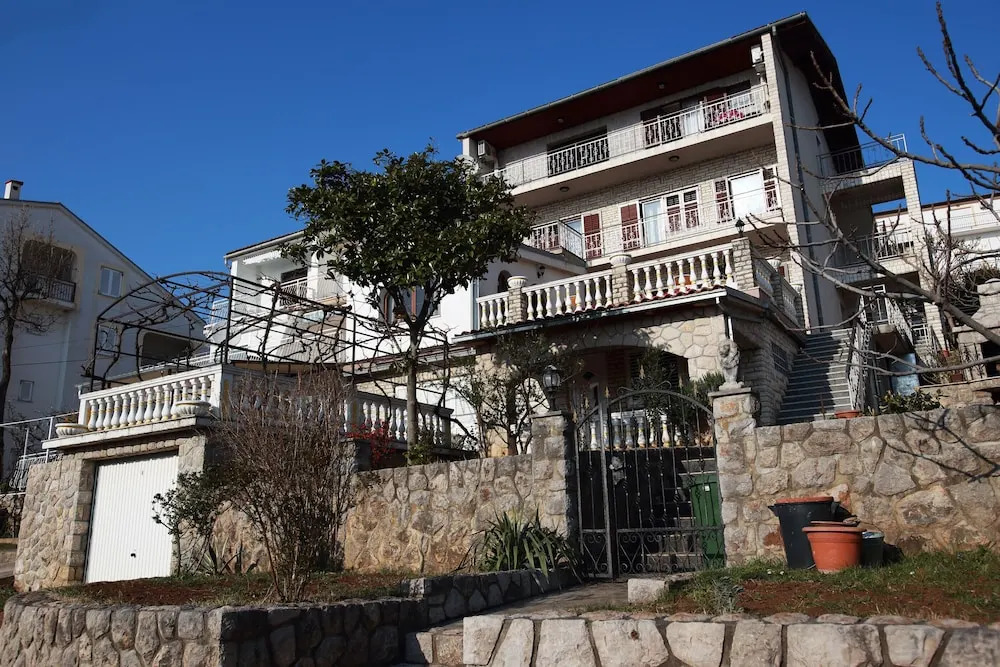 Apartments Kozul