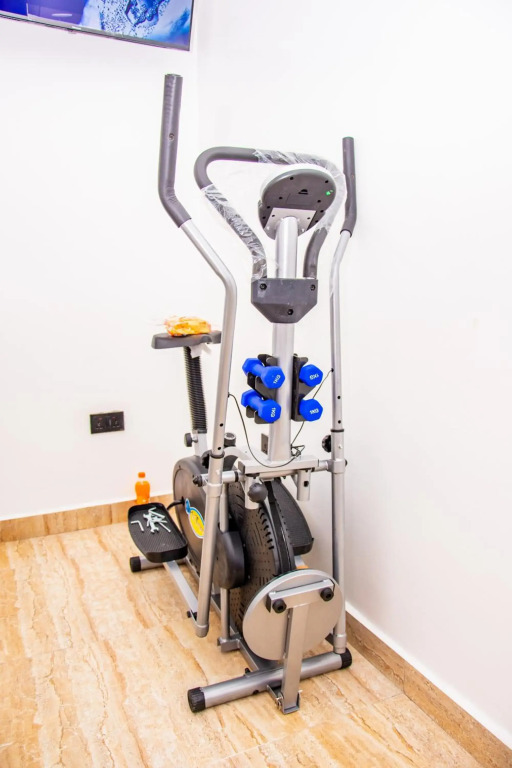 NIFEWAT APARTMENT,Cardiff suite 2bedroom apartment with gym ,Netflix and WiFi