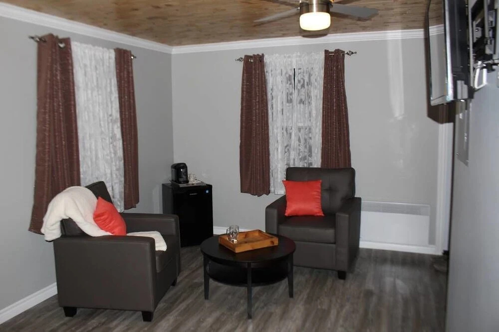 Raleigh Rooms & Taylors Crafts