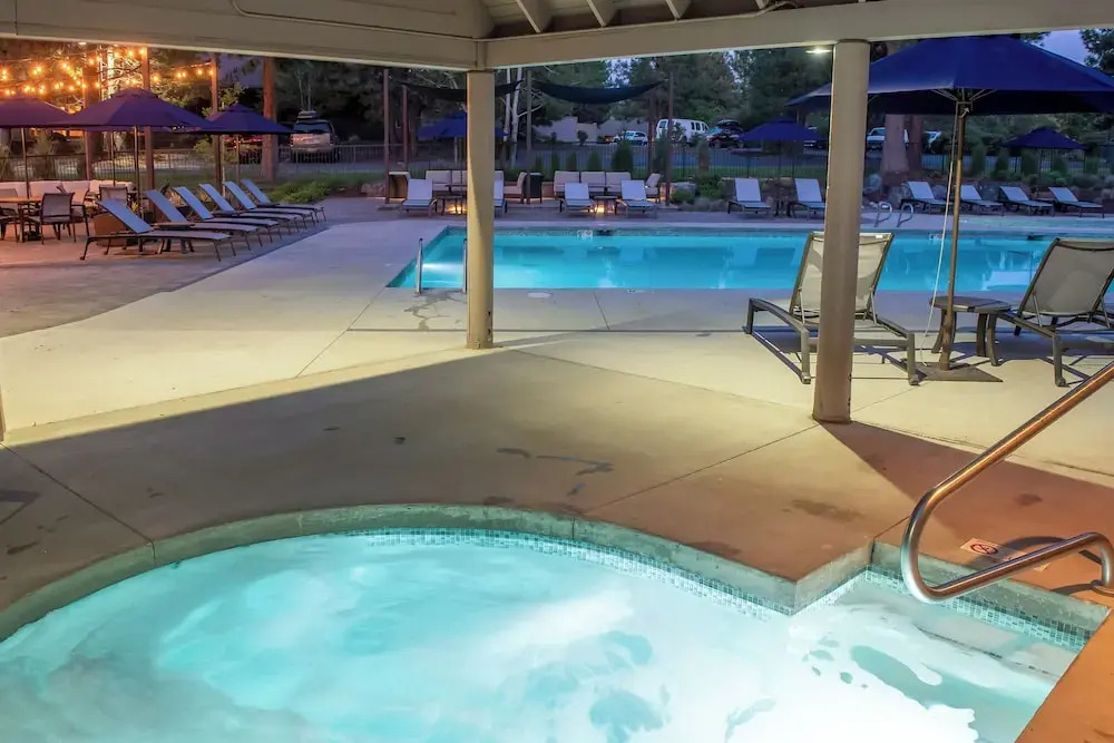 Patio & Pool Access! Year-Round Base in Bend