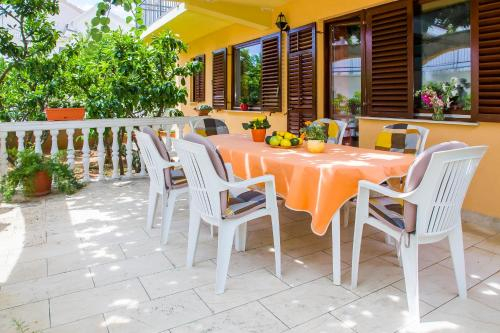 Holiday Home Mirela
