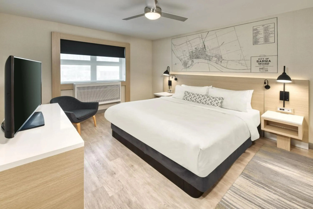The Insignia Hotel, Sarnia, a Tribute Portfolio Hotel