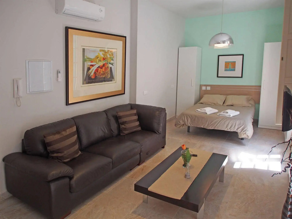 Genteel Home Picasso