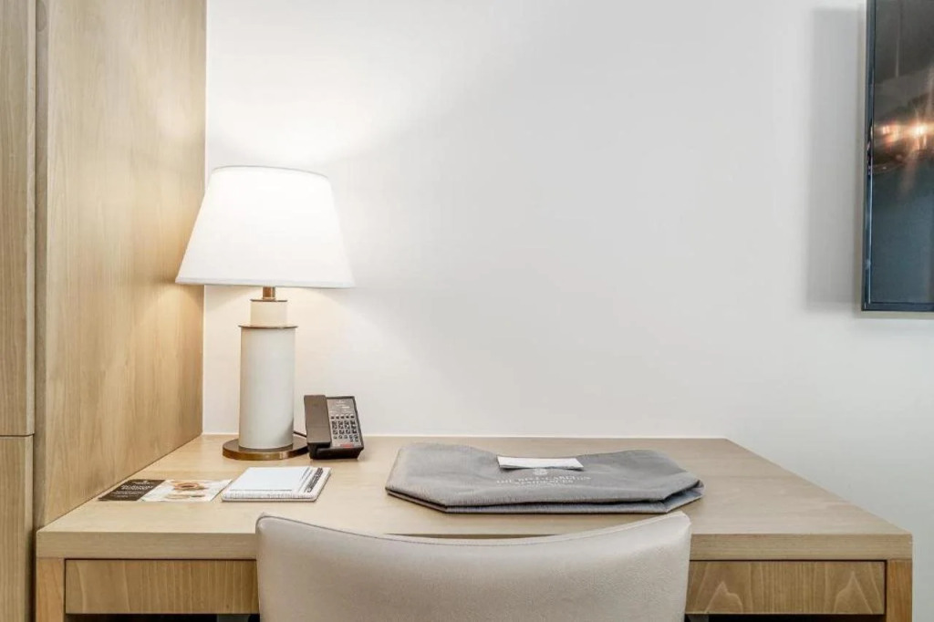 Real Select Vacations at The Ritz-Carlton Residences, Waikiki Beach