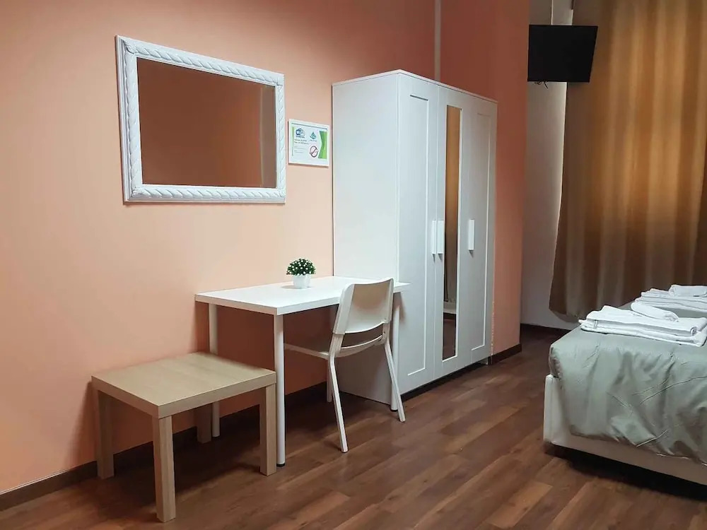 Hotel Piramide