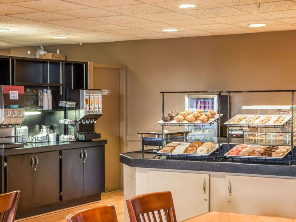 Quality Inn & Suites Orland Park - Chicago