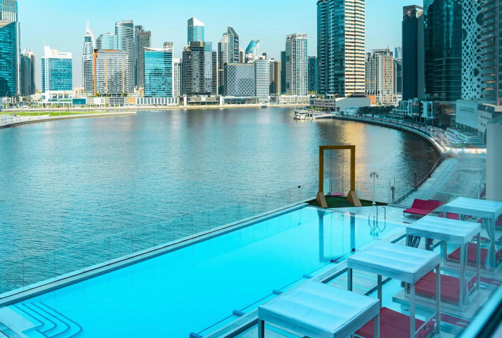 Canal Central Hotel Business Bay