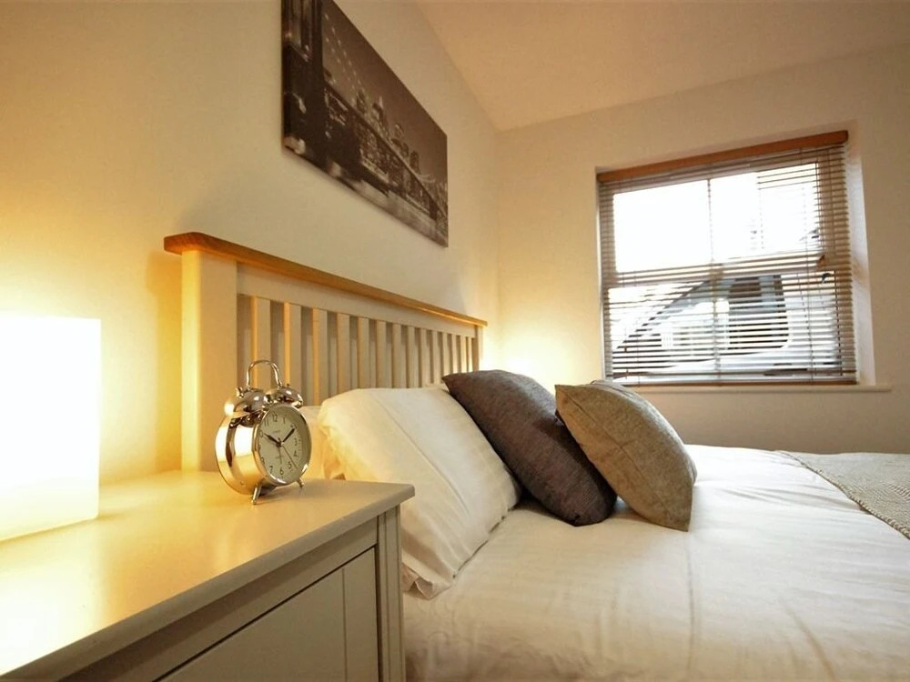 Kings Court Apartment
