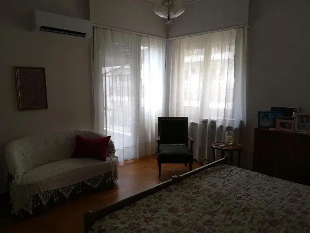 Vintage apartment KOLONAKI