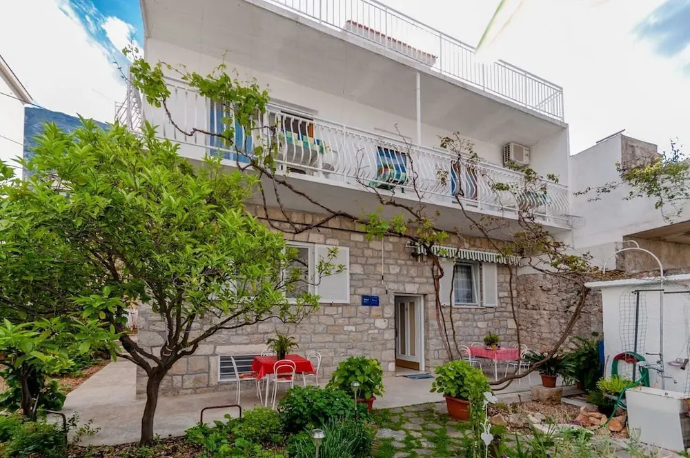 Apartment Ante TonÄi
