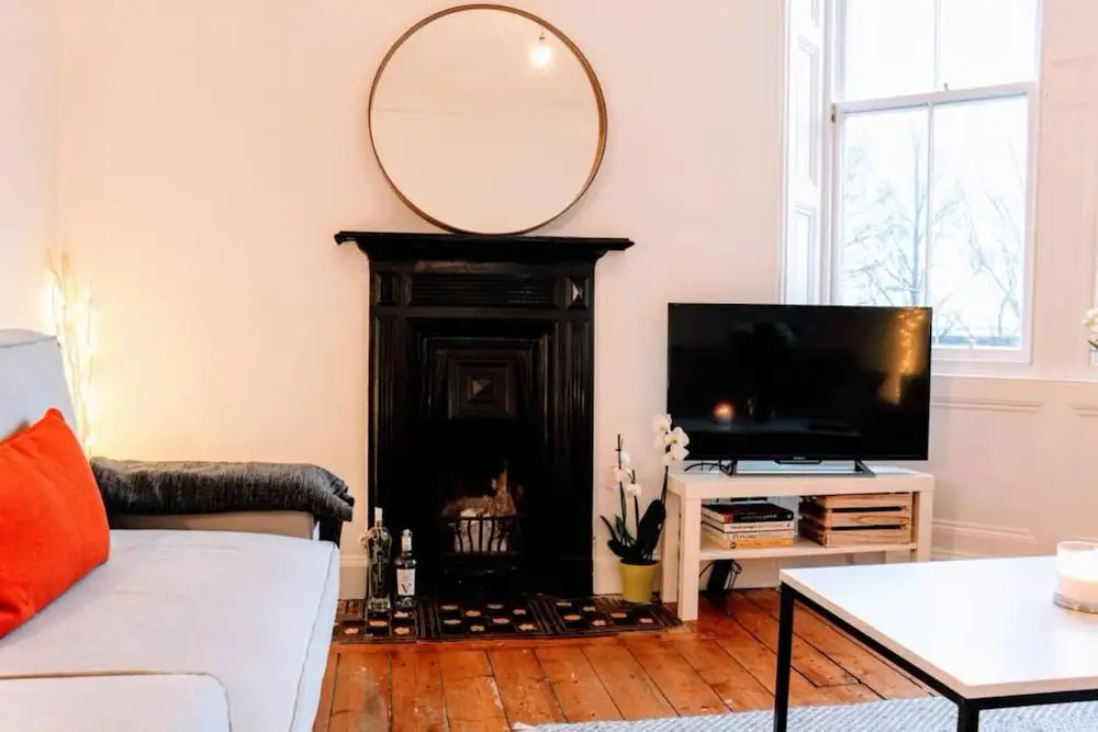 1 Bedroom Apartment Near Arthurs Seat
