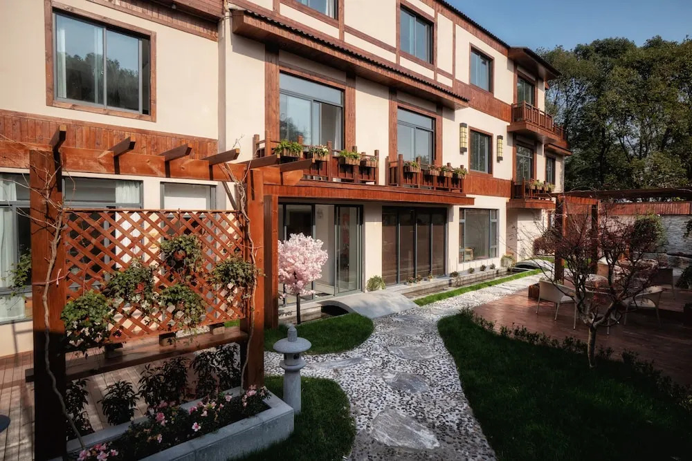 Yuanli Wafu Guesthouse