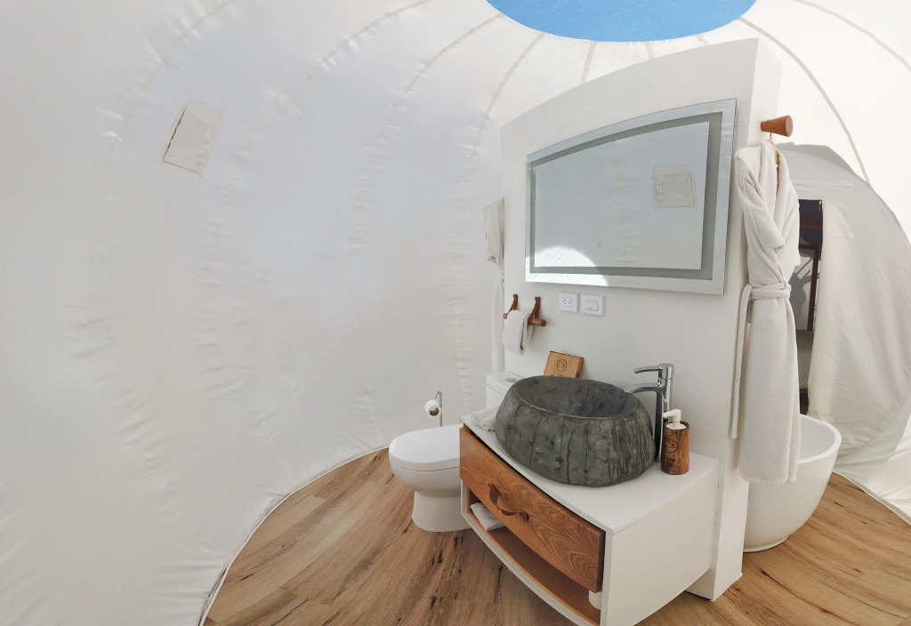 Green Land Bubble Glamping