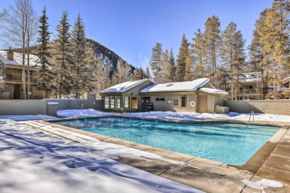 Cozy-chic Keystone Getaway: 2 Mi to Slopes!