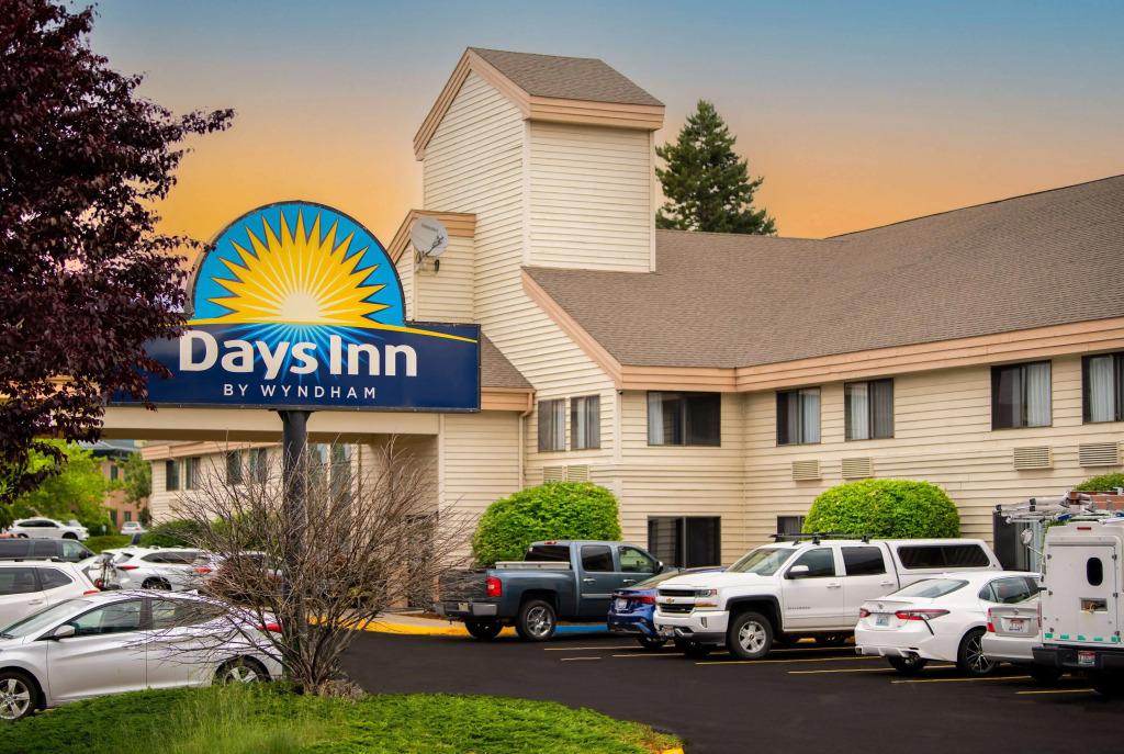 Days Inn by Wyndham Coeur dAlene