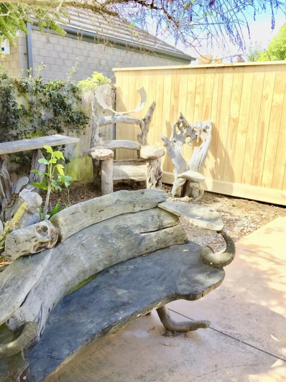 The Oasis by the Sea and Forest