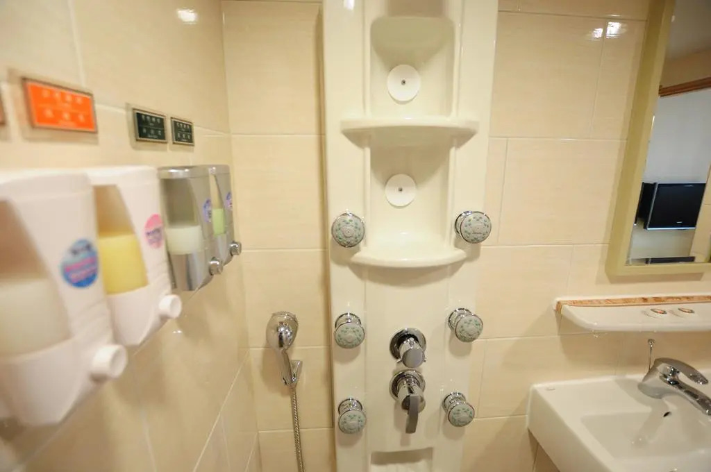 Royal Group Hotel Xiong Zhong Branch