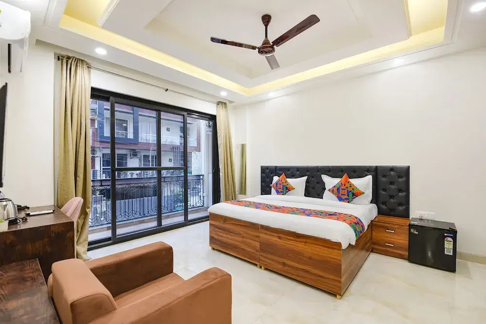 FabHotel RaceCourse 57