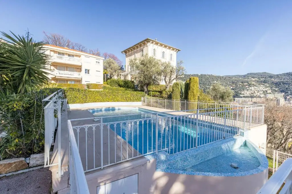 Open view Swimming Pool & Garage 1 Bdr
