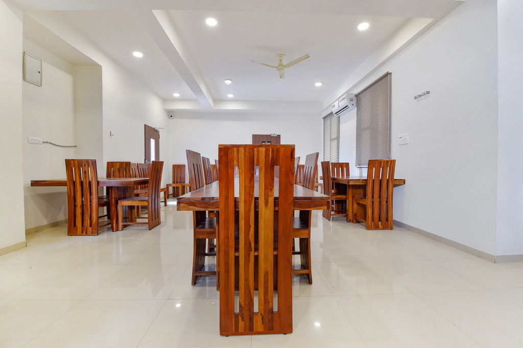 FabHotel Oxus