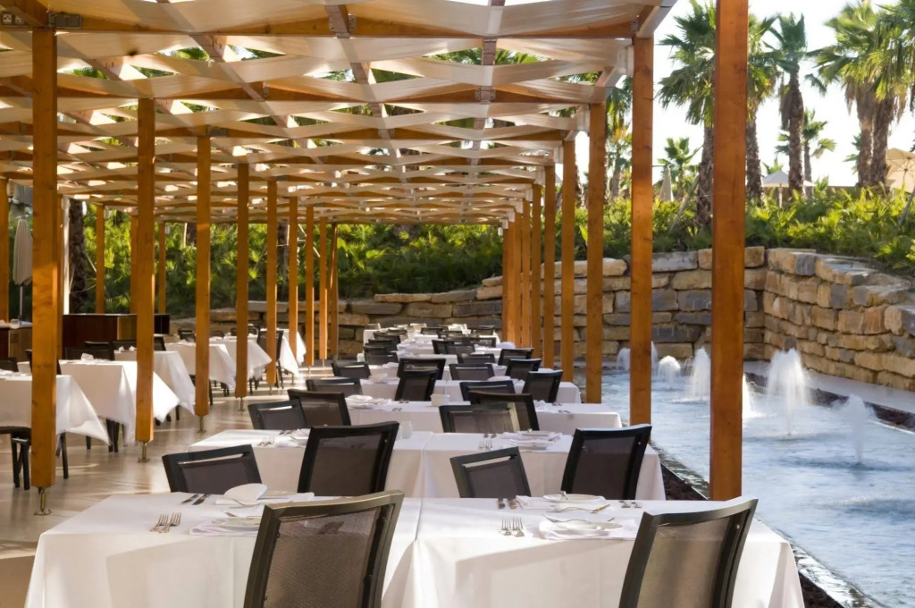 The Westin Salgados Beach Resort, Algarve