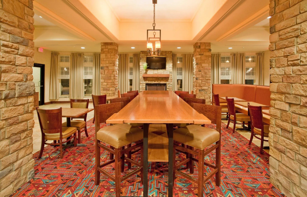 Holiday Inn Express & Suites Gallup East by IHG