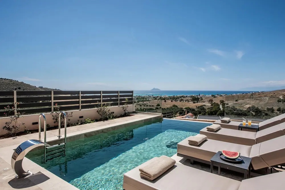 Villas Paradise in Kalamaki by South Cretan Villas