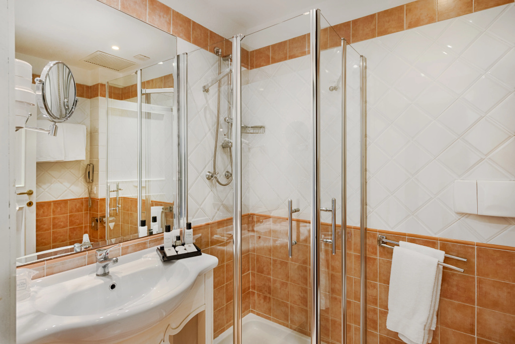 COLONNA GRAND HOTEL CAPO TESTA, a Colonna Luxury Beach Hotel, Santa Teresa Sardegna