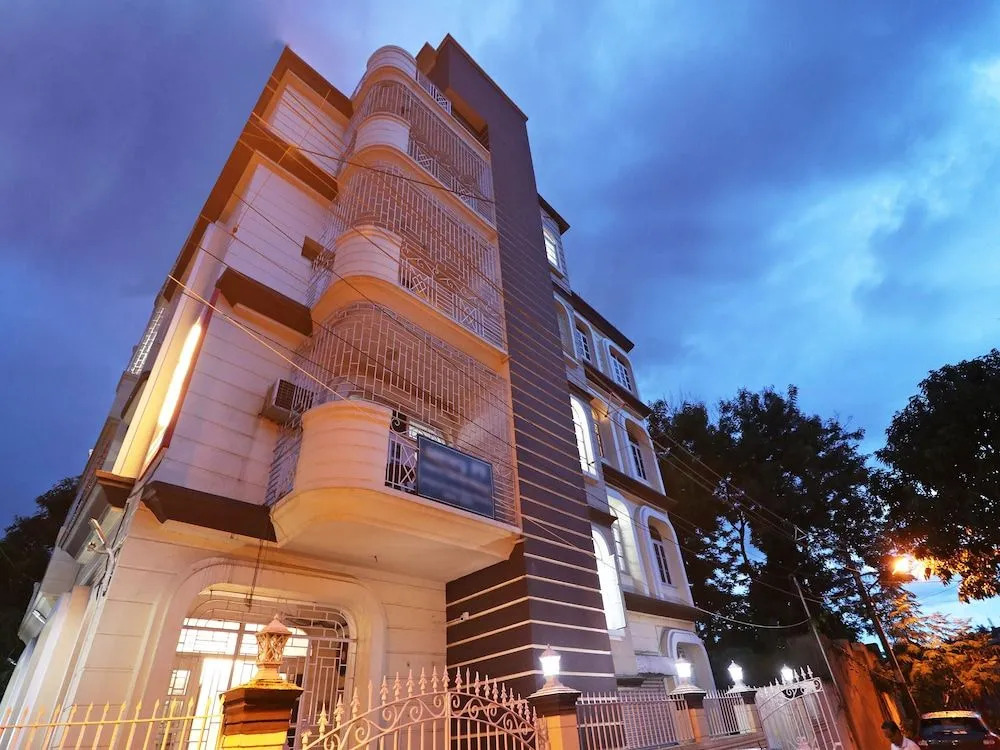 OYO 15579 Monurama Homestay