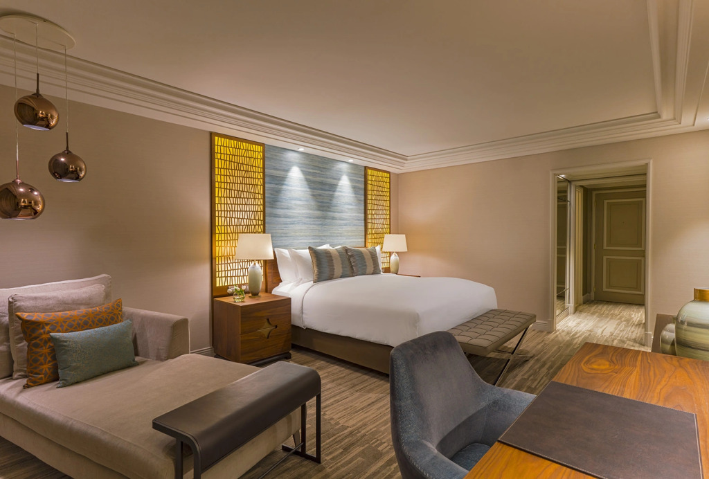 The Ritz-Carlton, Santiago