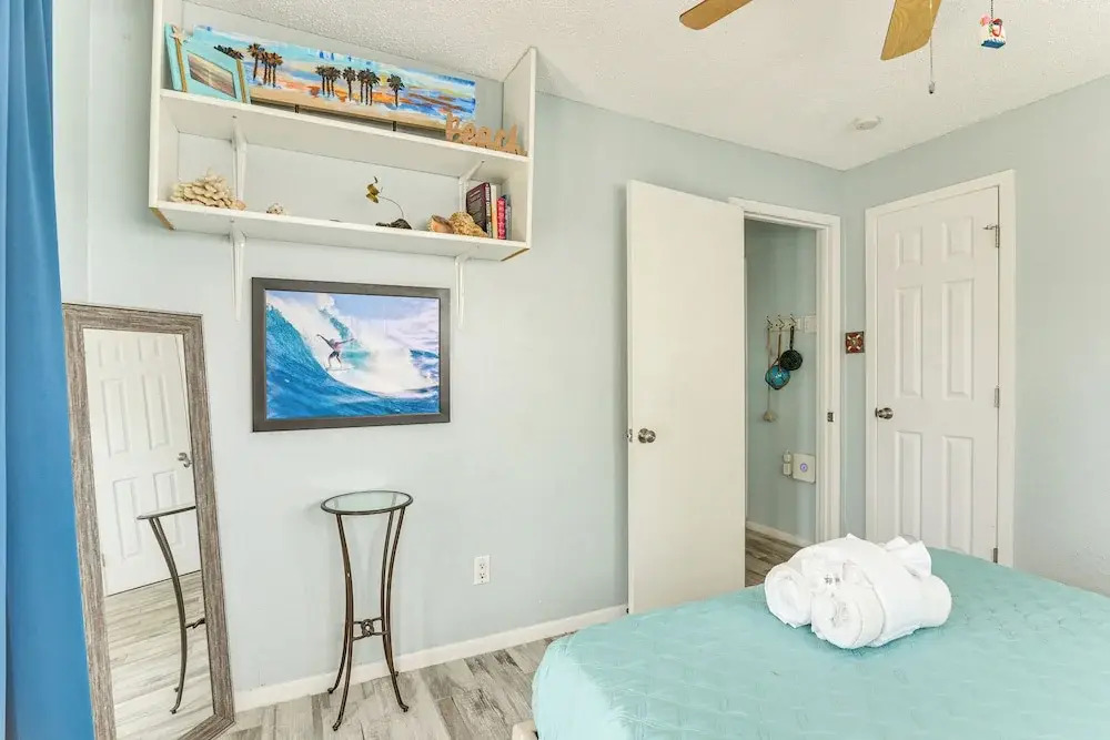 Walk to Beach: Galveston Family Getaway w/ Patio