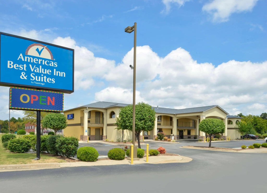 Americas Best Value Inn and Suites Little Rock