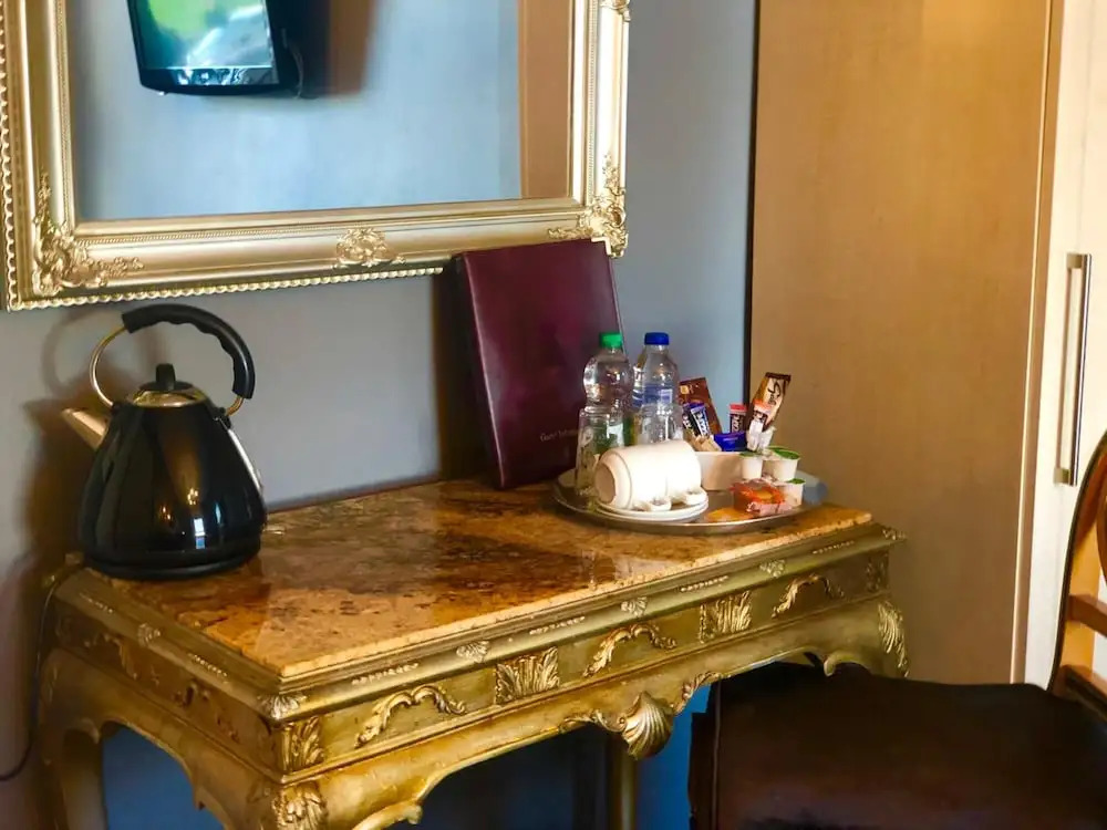 The Lilly Restaurant With Rooms