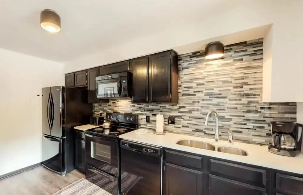 Premier Ski in, Ski-out 1 Bedroom Condo With Spectacular Views, Heated Outdoor Pool and Hot Tub, Short Walk to Village