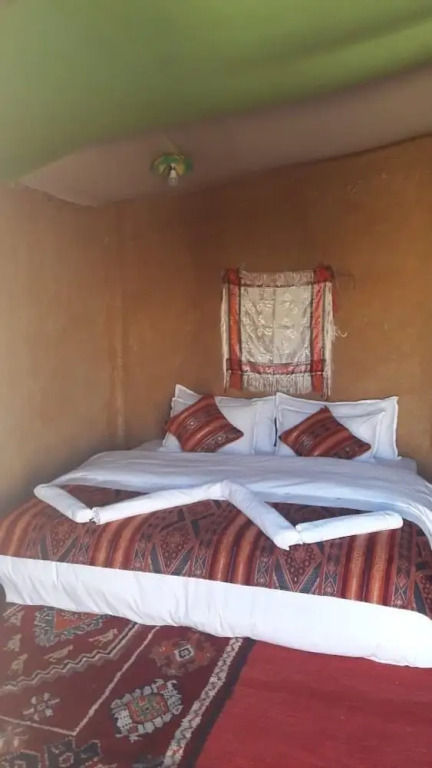 Sahara Camp & Camel Trek