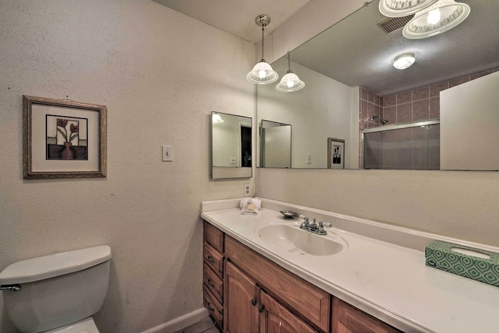 Pet-friendly Missouri City Home w/ Fenced-in Yard!