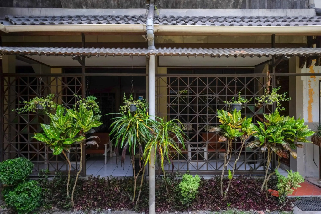 Urbanview Hotel Syariah Wisnugraha by RedDoorz