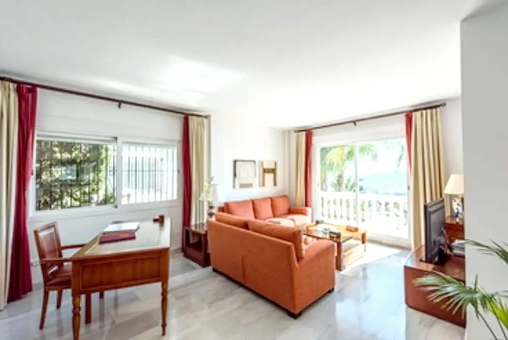 House With 4 Bedrooms in Almuñécar, With Wonderful sea View, Private P