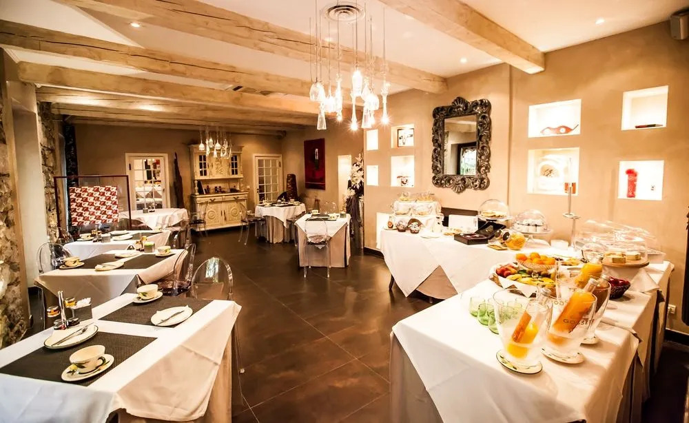 Logis Paris Rome