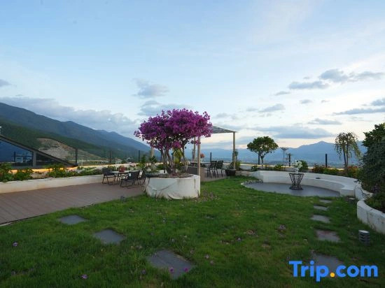 Yuchen Yage Hanging Gardens | Boutique Stay (Lijiang Sanyi Airport)